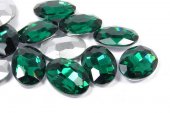 Cabochon din sticla, oval, 14x10 mm, verde smarald