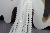 Cristale din sticla, biconice, 4 mm, semiopace, albe